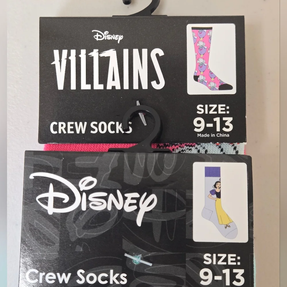 NWT Disney 2 Crew Socks, Snow White Ursula Blue and Pink Adult 9-13